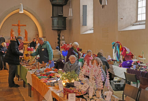 Kunsthandwerkermarkt in der Stadtkirche 29. und 30. November (Bilder von K. H. Lampmann)